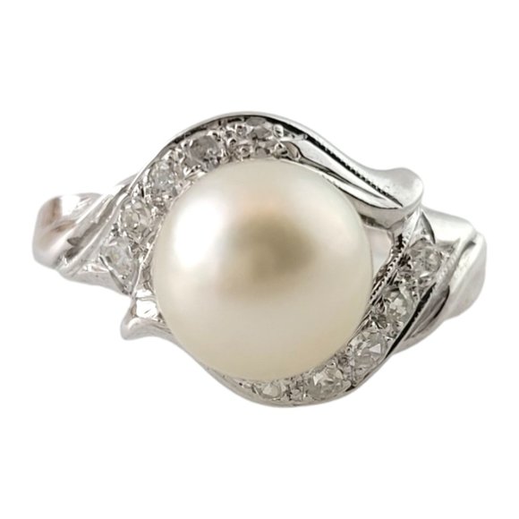 14K White Gold Diamond and Pearl Ring Size 5.25 #16424